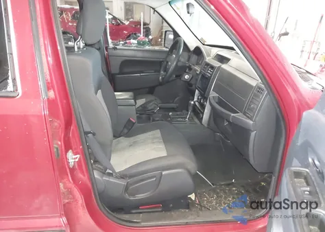 2010 Jeep Liberty Sport z USA, uszkodzony, nr VIN 1J4PN2GK4AW104180